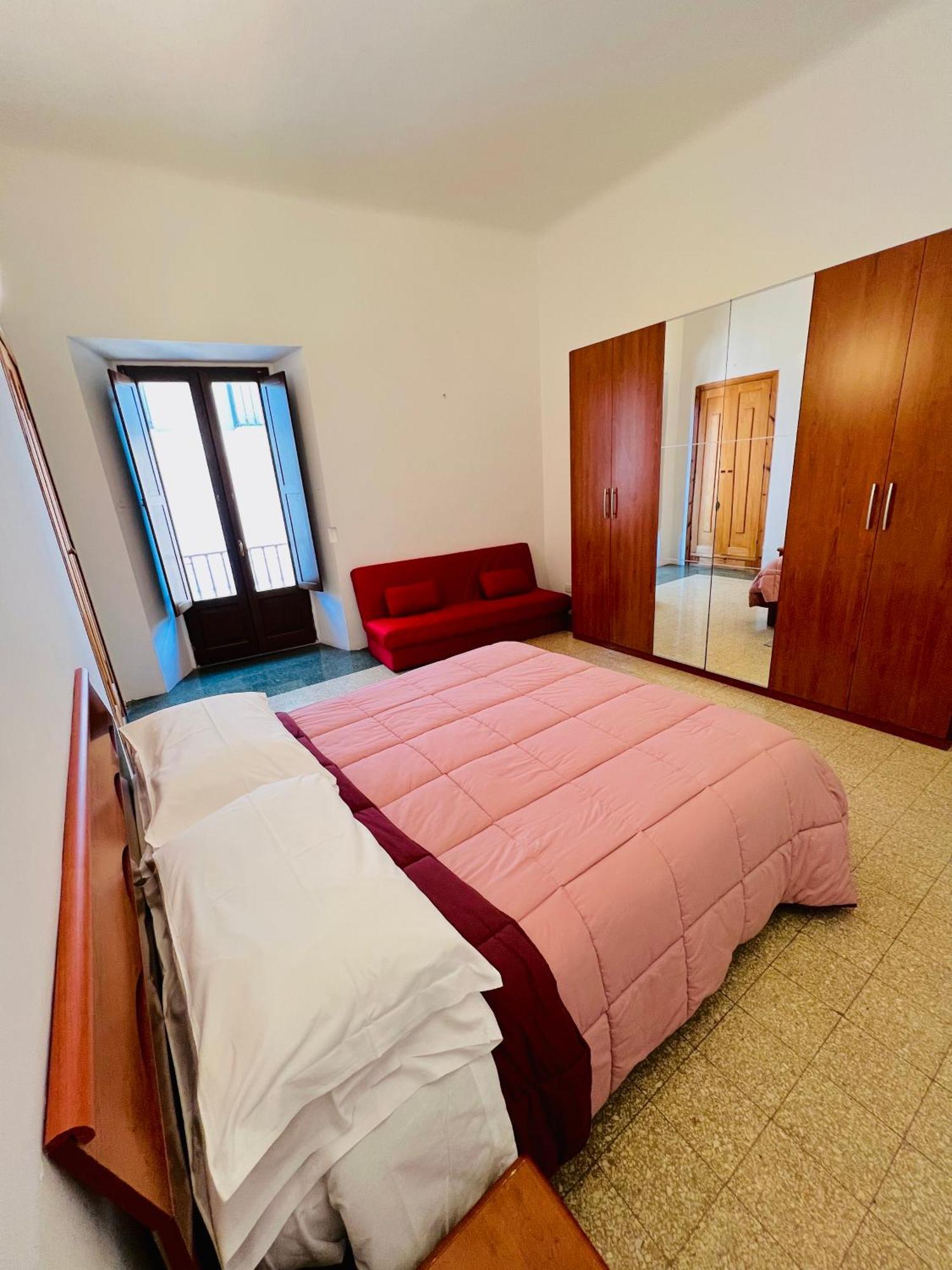 Regina D'Aragona Casa Vacanze スルモナ エクステリア 写真